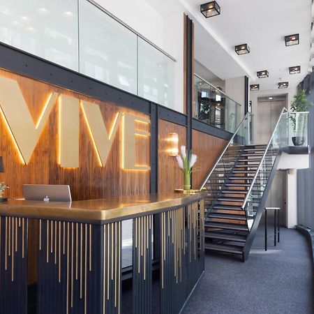 הייסטינגס Vive Hotel מראה חיצוני תמונה