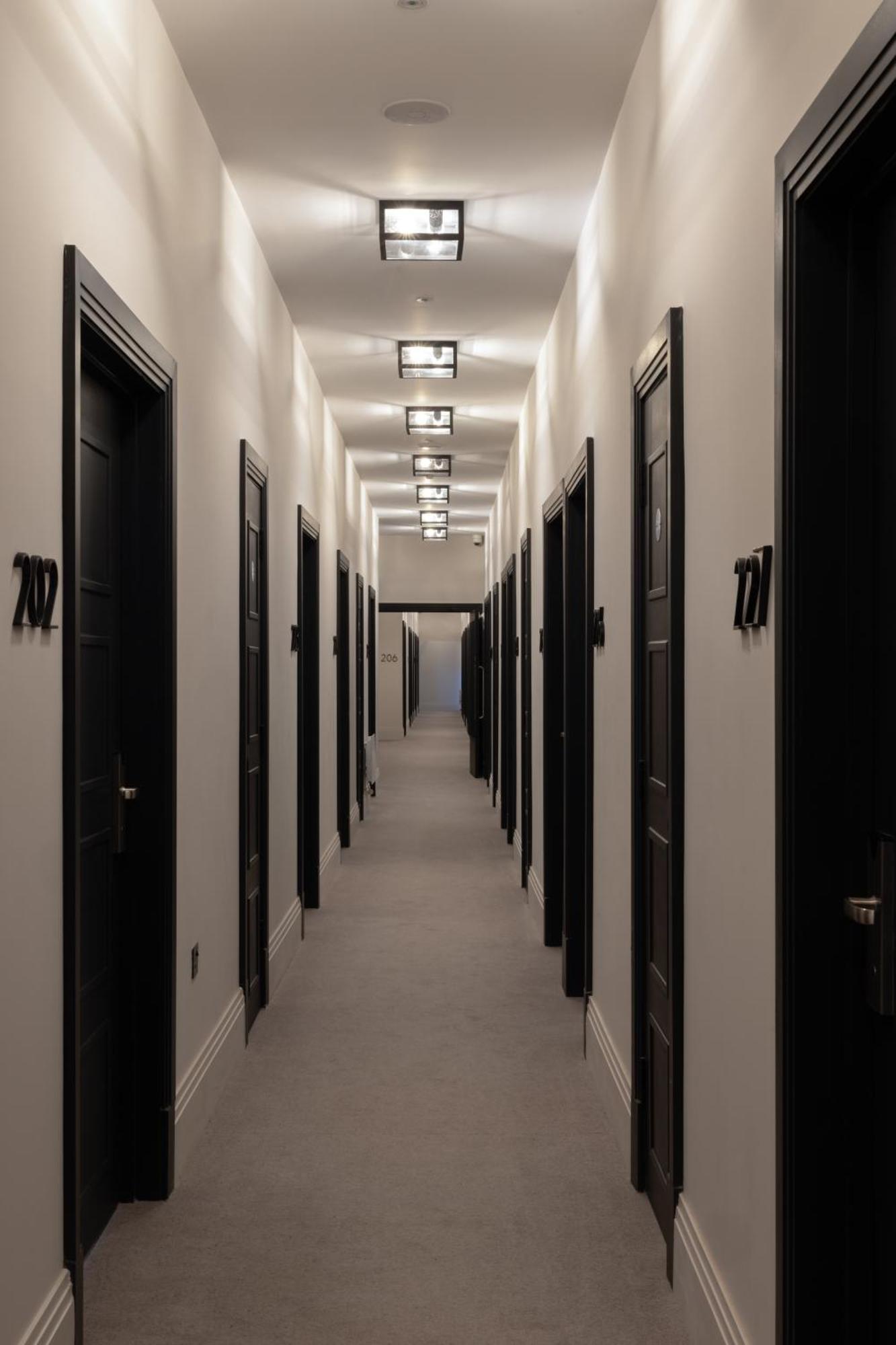 הייסטינגס Vive Hotel מראה חיצוני תמונה
